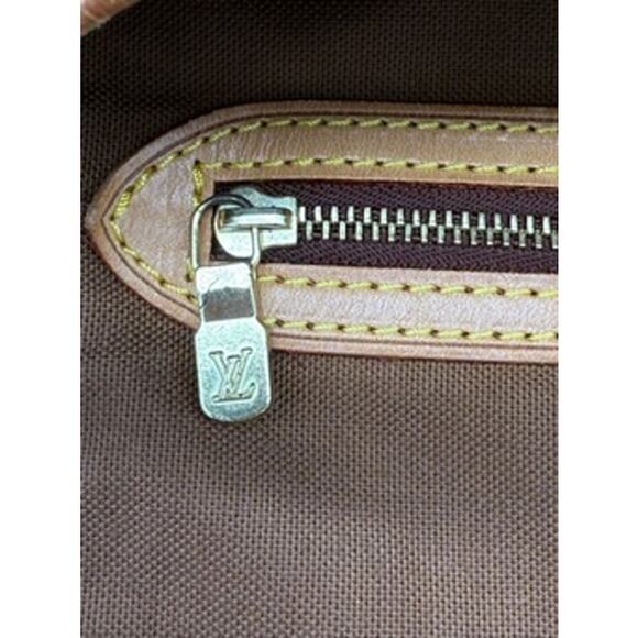 Louis Vuitton  Canvas Americas Cup 1995 Saint Tropez Drawstring Bag Red - Picture 15 of 16